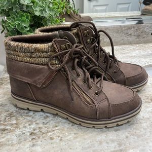 Cliffs by white mountain boots size 8